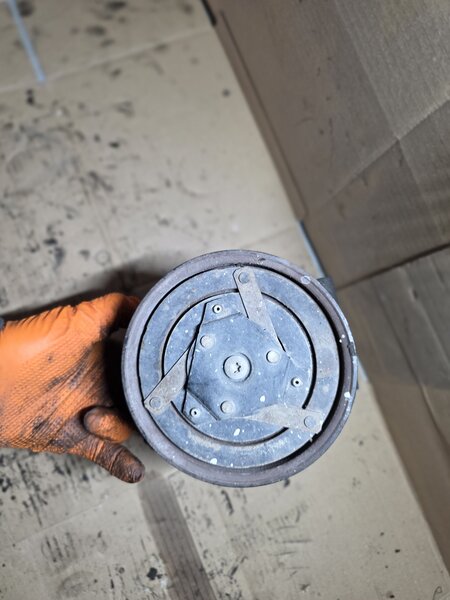 Compresor AC 01140854 1.5 DCI Nissan / Renault